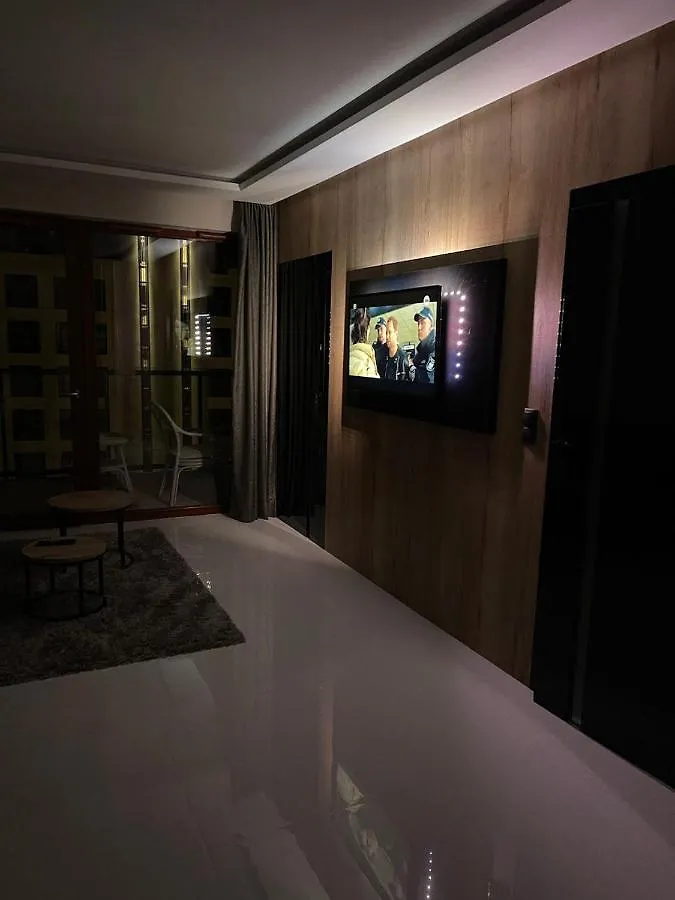 Apartaments Grzybowska Warszawa Vip 0*, Varsovia Polonia